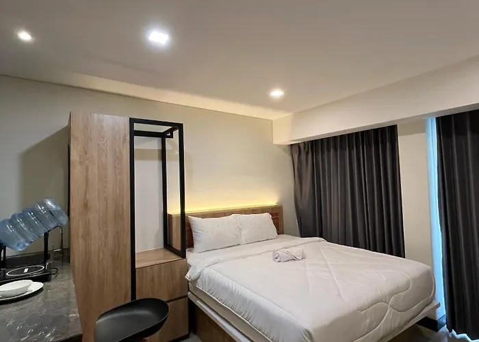 アパート Alzeto Coliving
